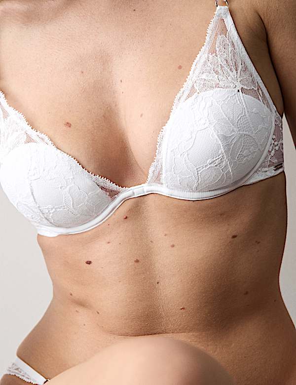 Soutien-gorge plongeant Savannah en dentelle &agrave; armatures, bonnets A &agrave; E - FR
