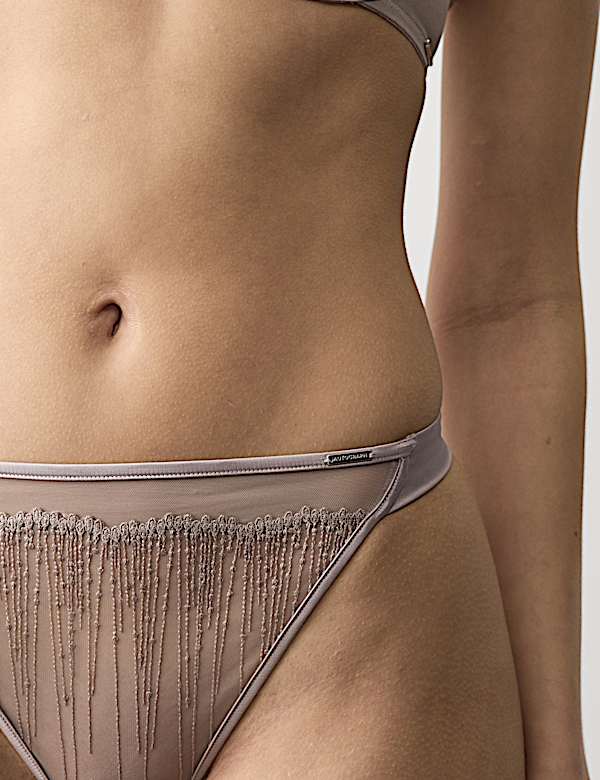 Florence Embroidery Wired Plunge Bra Set F-H - US