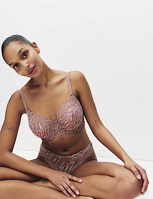 Printed Mesh Wired Extra Support Bra Set F+