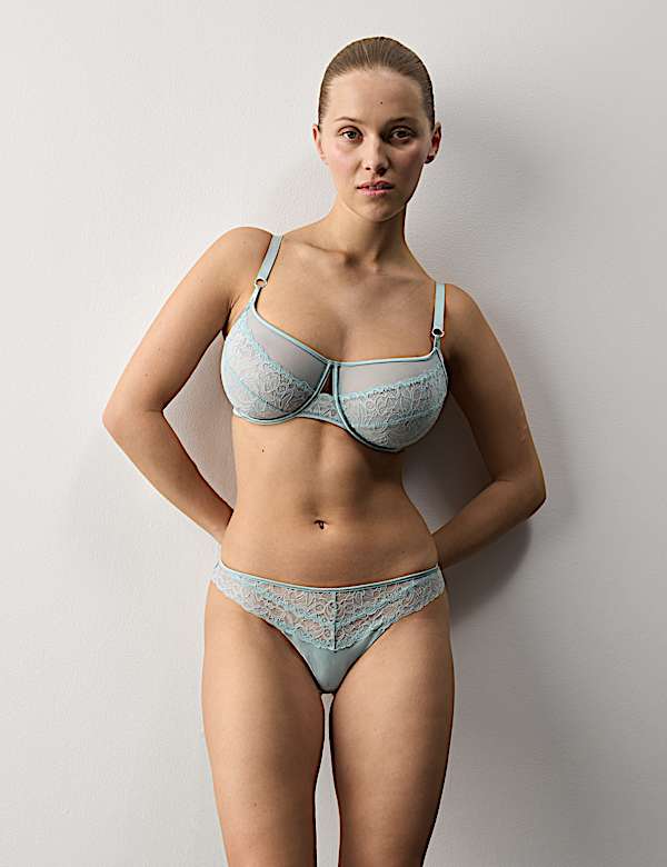 Silk & Lace Wired Minimiser Bra Set C-G