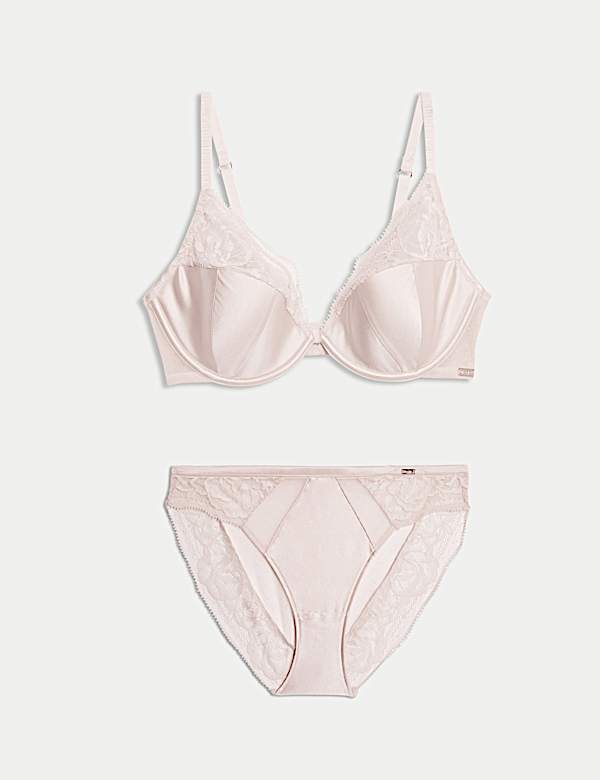 Setje met Beau-plunge-bh met beugel, zijde en kant, cupmaten A-E - BE
