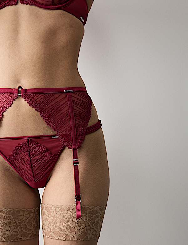 Florence Embroidery Suspender Set - US