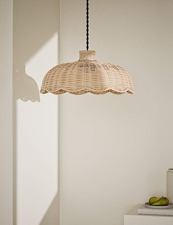 Scallop Rattan Shade - GR