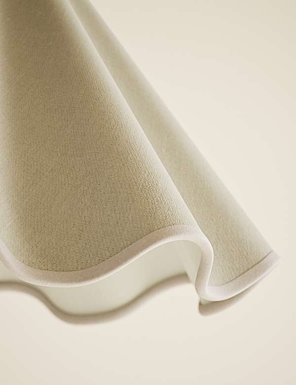 Fabric Wave Scallop Shade - FR