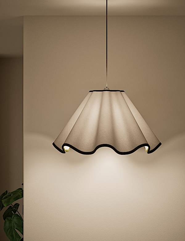 Fabric Wave Scallop Shade - HR