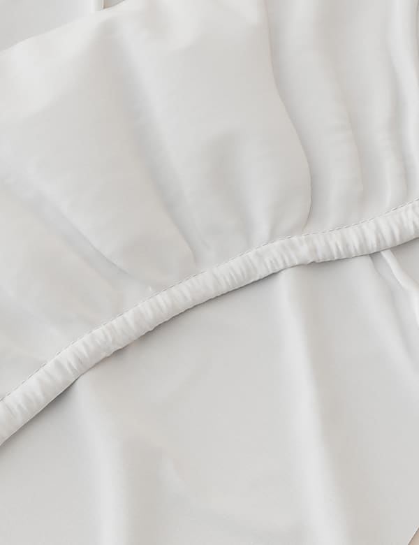 Egyptian Cotton 230 Thread Count Crisp Deeper Fitted Sheet - SI