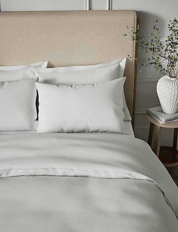 Pure Cotton Geometric Jacquard Bedding Set - ID