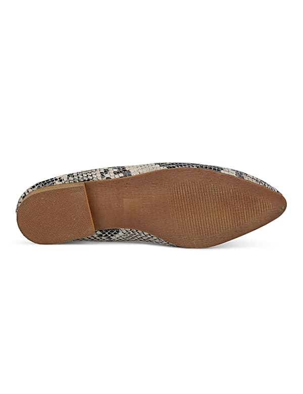 Amelia Shoe