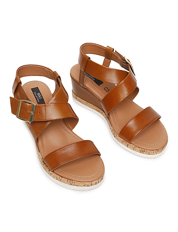 Leather Plain Badges Sandal