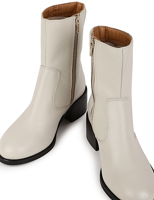 Leather Plain Standard Fit Boots
