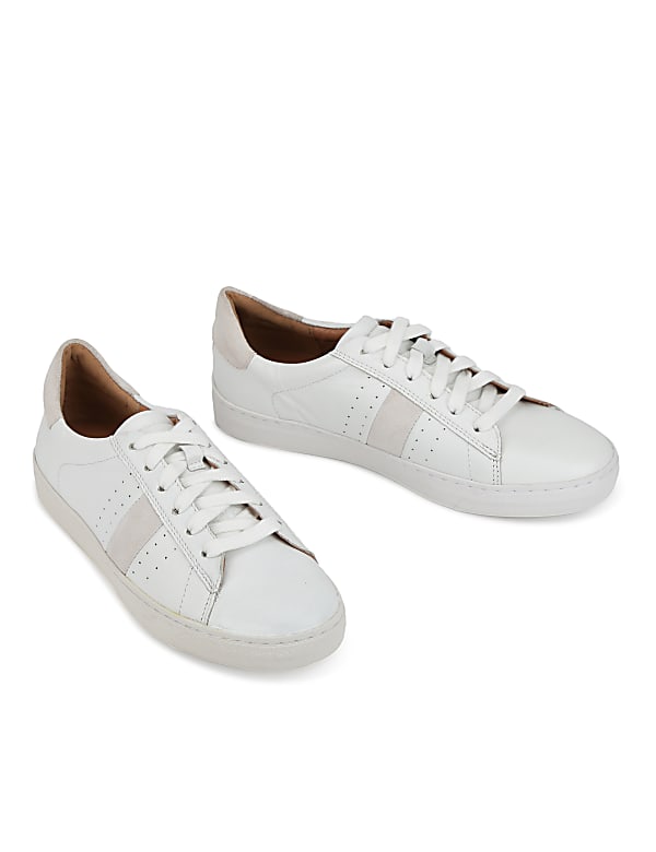 Side Stripe Trainer