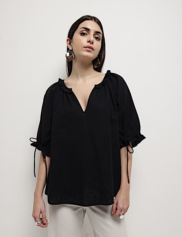 Linen Rich Ruffled Neck Blouson Top