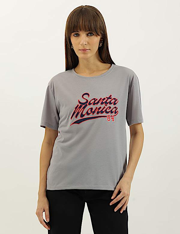 Santa Monica 84 Applique Round Neck T-Shirt
