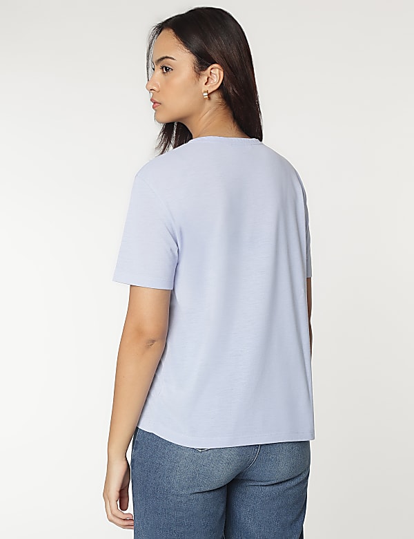 Embroidered Round Neck Tshirt