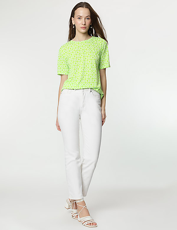 Geometric Print Half Sleeves T-Shirt