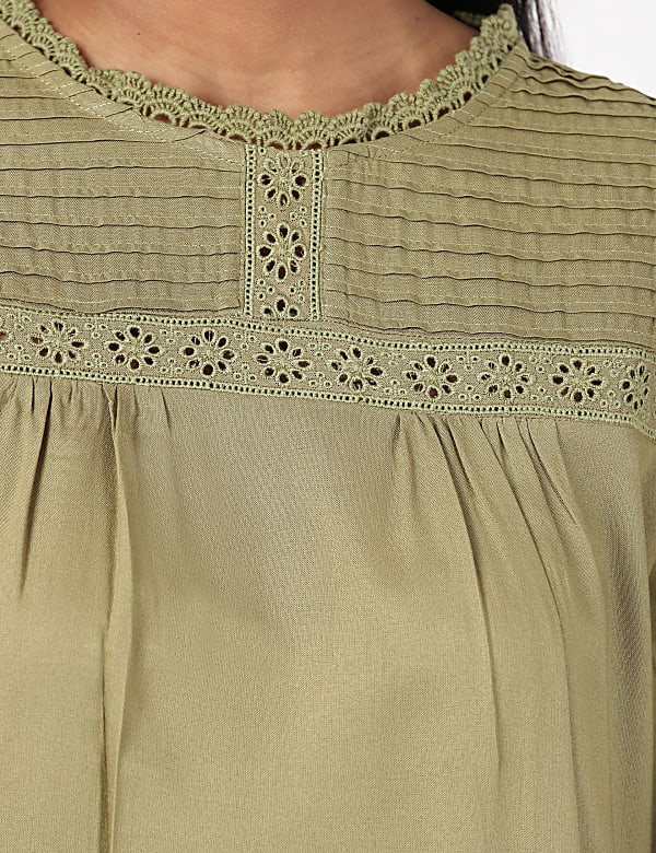 Schiffli Woven Top