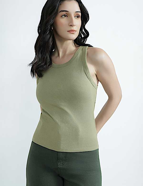 Cotton Rich Round Neck Textured Vest