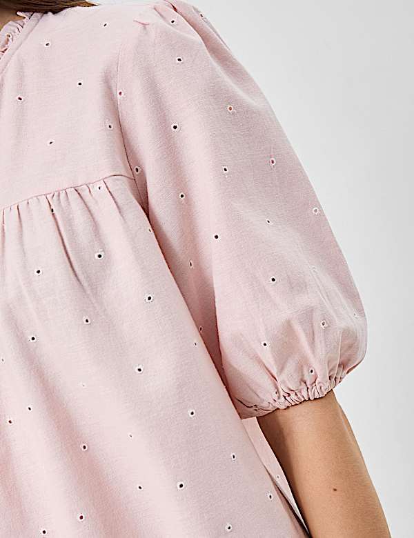 Cotton-Rich Embroidered Balloon Sleeve Top
