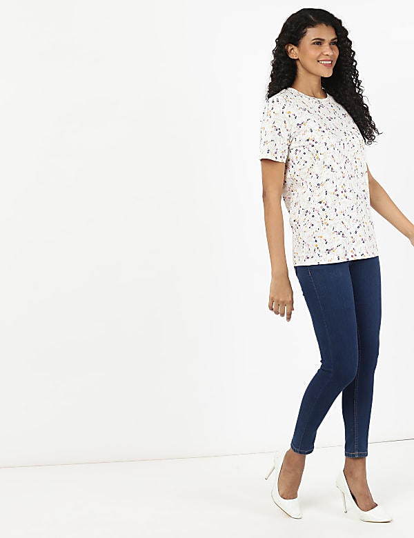 Floral Print Crew Neck Tee