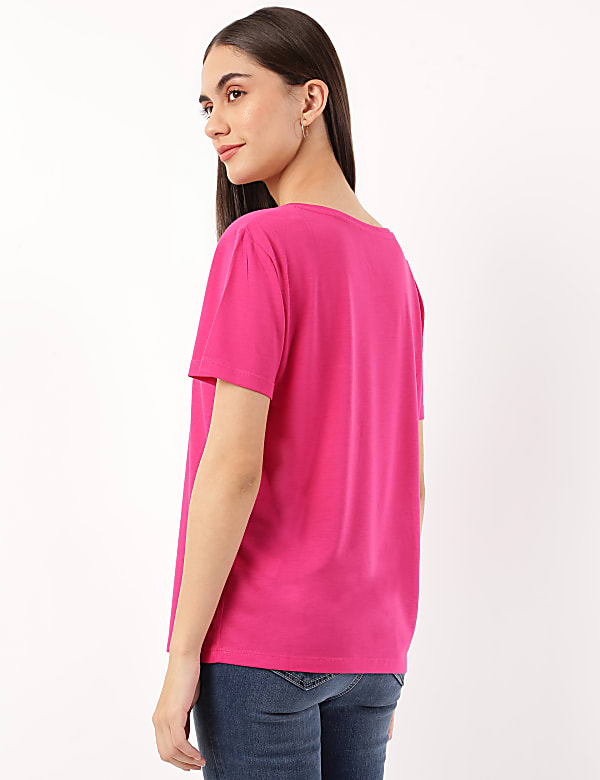 Relaxed Fit Crew Neck Tee