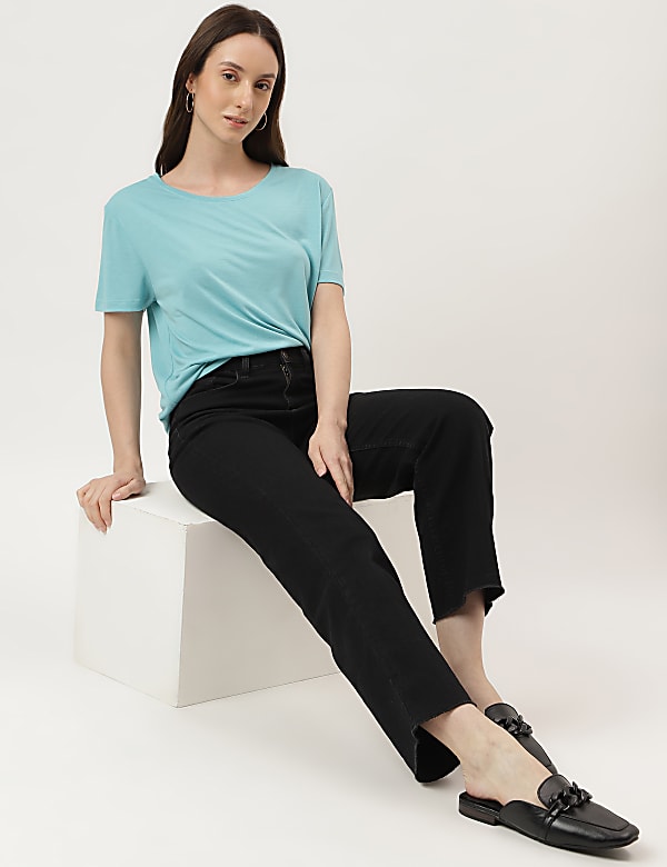 Relaxed Fit Crew Neck Tee