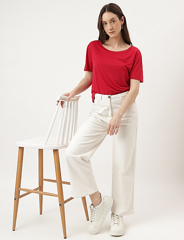 Relaxed Fit Crew Neck Tee