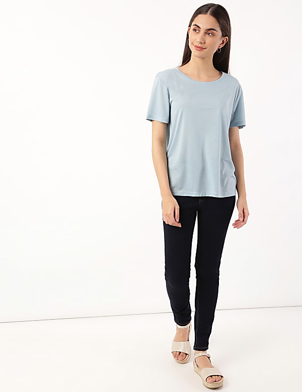 Relaxed Fit Crew Neck Tee
