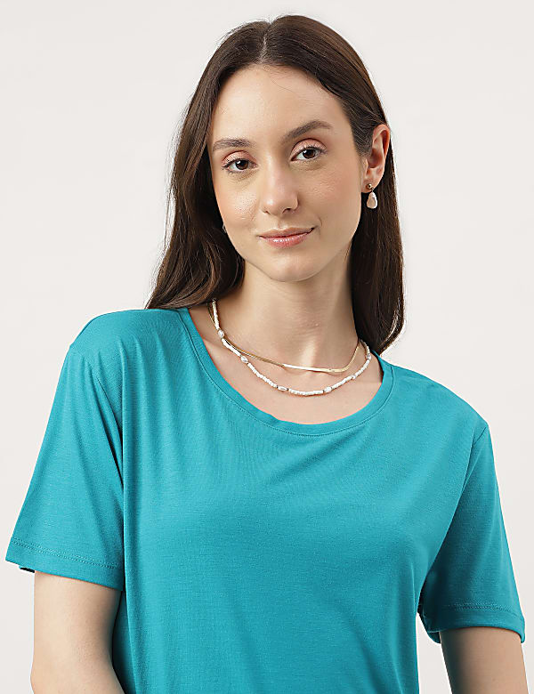 Relaxed Fit Crew Neck Tee