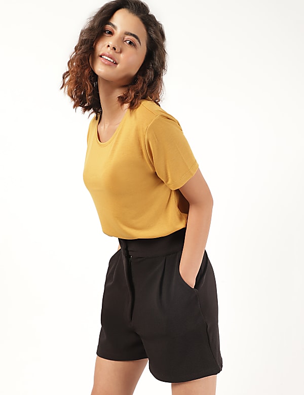 Relaxed Fit Crew Neck Tee