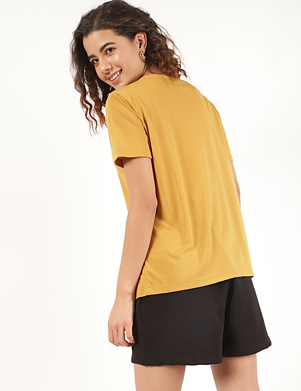 Relaxed Fit Crew Neck Tee