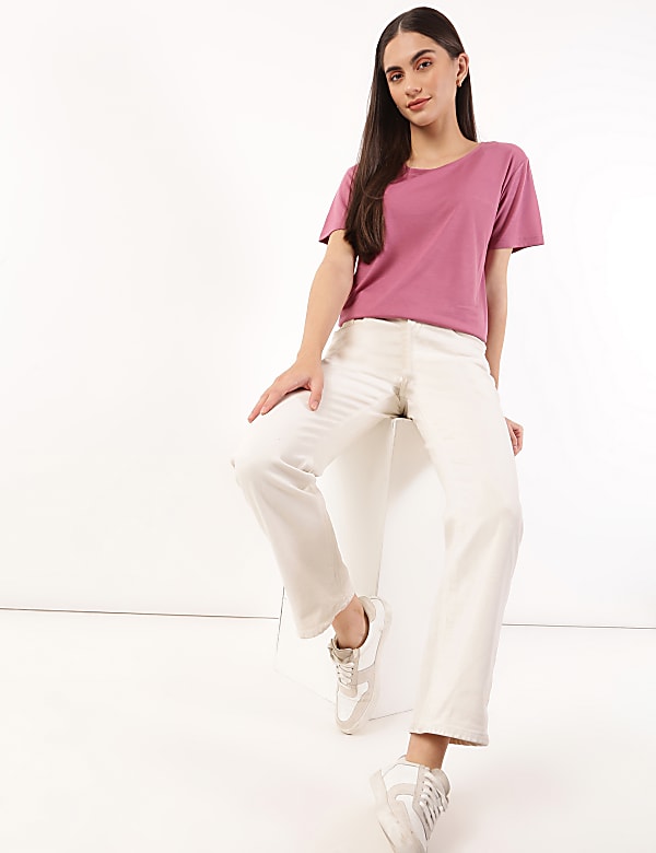 Relaxed Fit Crew Neck Tee