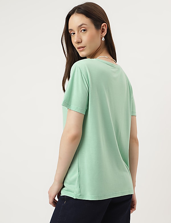 Relaxed Fit Crew Neck Tee