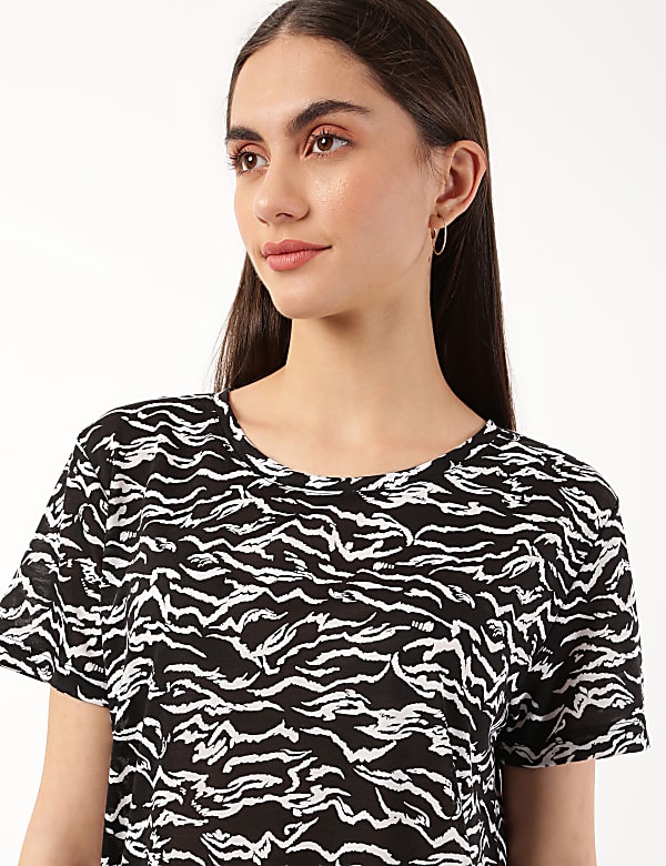 Printed Crew Neck T-Shirt