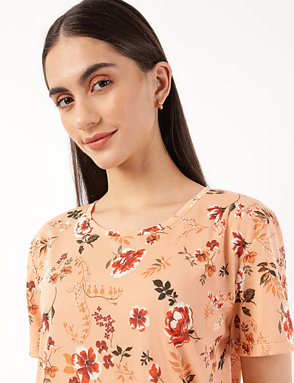 Floral Print Crew Neck T-shirt
