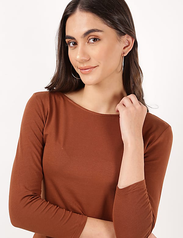 Cotton Plain Boat Neck Top