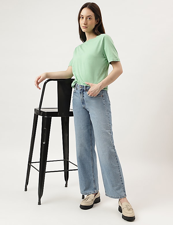 Straight Fit Crew Neck Tee