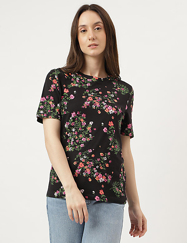 Straight Fit Crew Neck Tee