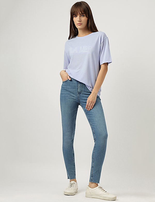 Embroidered Round Neck T-Shirt