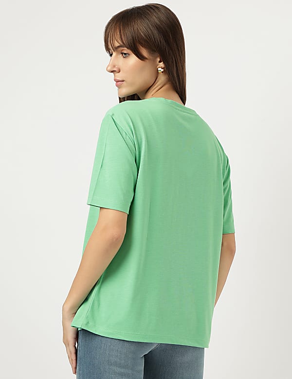 Embroidered Round Neck T-Shirt