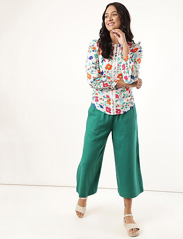 Floral Mandarin Collar Top