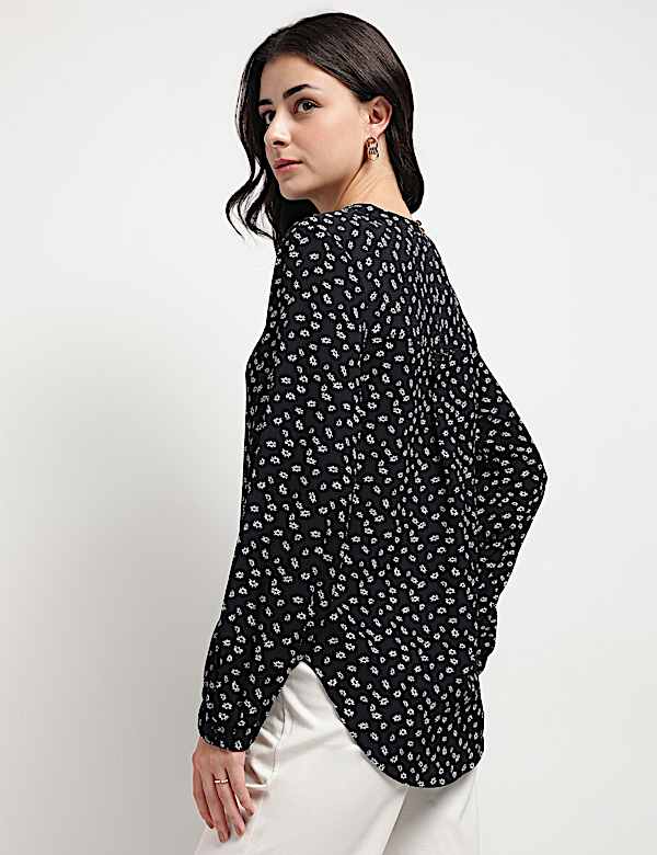 Floral V-Neck Blouson Top