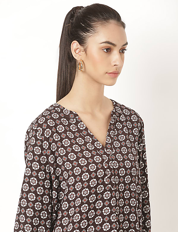 Floral V-Neck Blouse