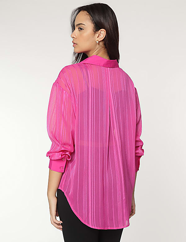 Spread Collar Pleated Shirt