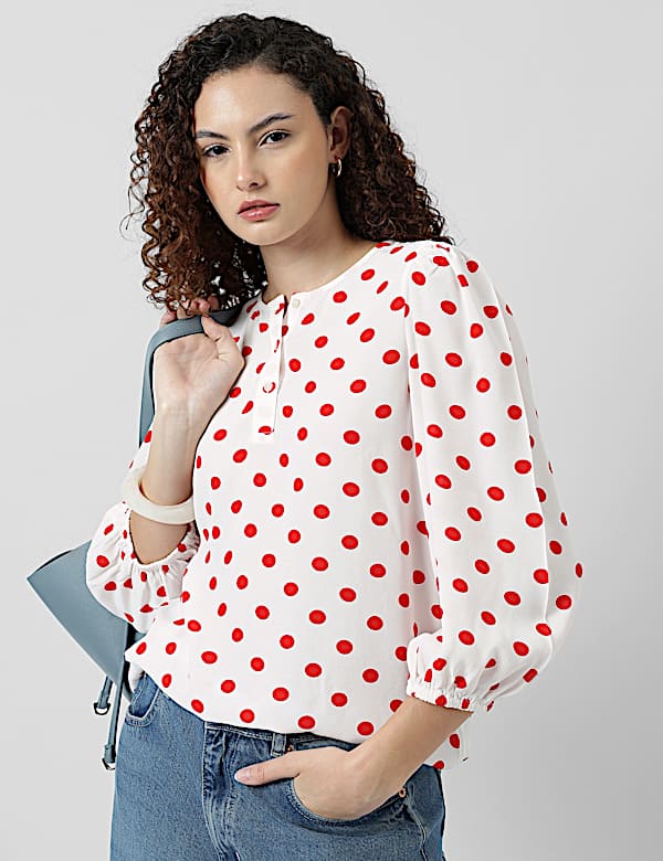 Henley Neck Puff Sleeve Shirt