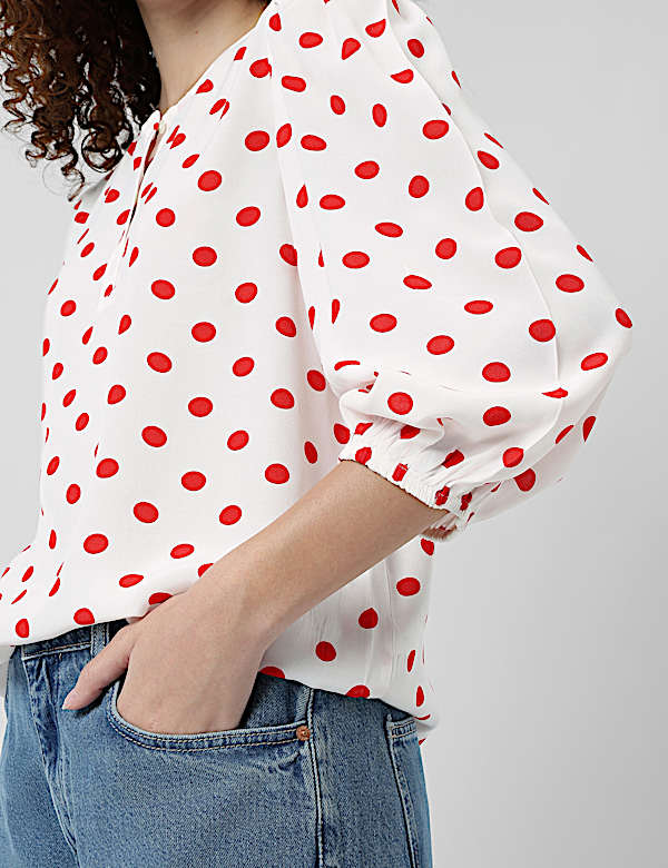 Henley Neck Puff Sleeve Shirt