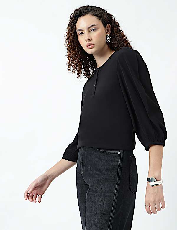 Henley Neck Puff Sleeve Shirt