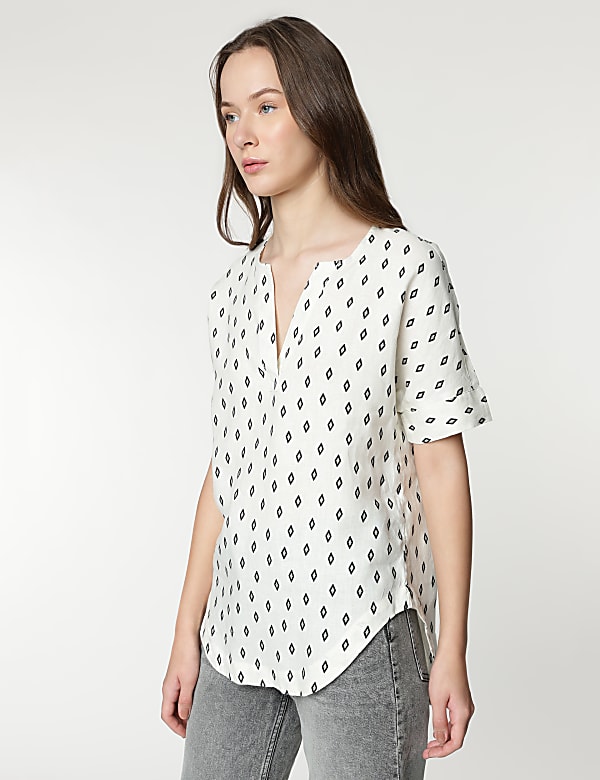 Pure Linen Geometric Print Half Sleeves Top