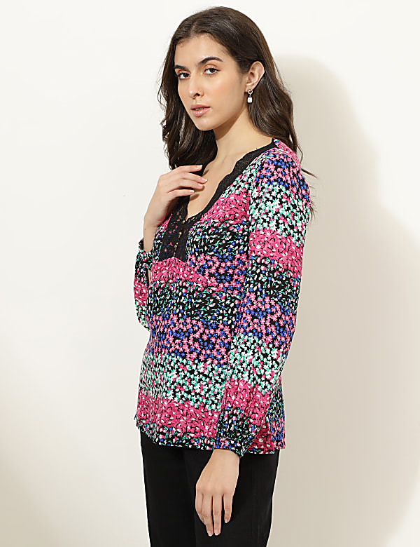 Linen Blend Printed V-Neck Top