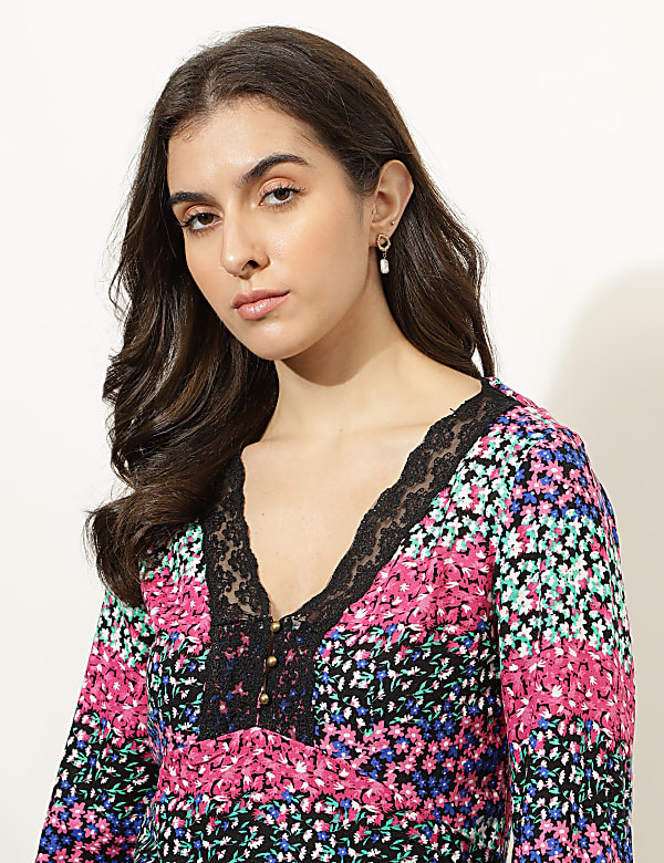Linen Blend Printed V-Neck Top