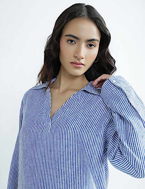 Linen Rich Plain Spread Collar Top